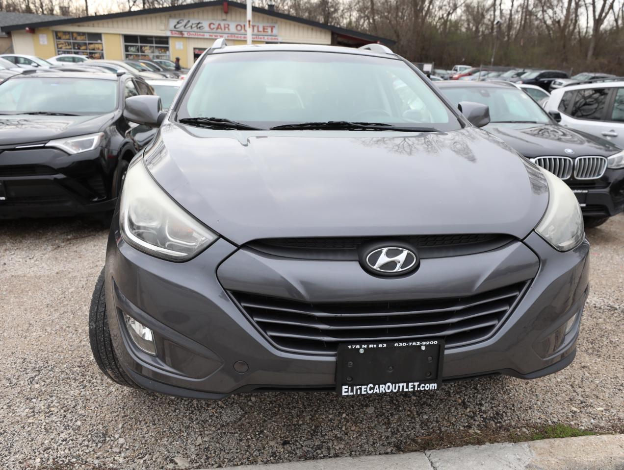 View vehicle photo 3