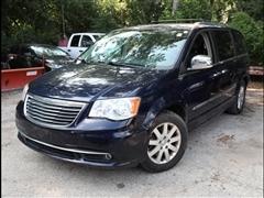 2012 Chrysler Town & Country 