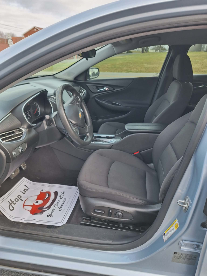 Chevrolet Malibu 4dr Sdn LT 2017