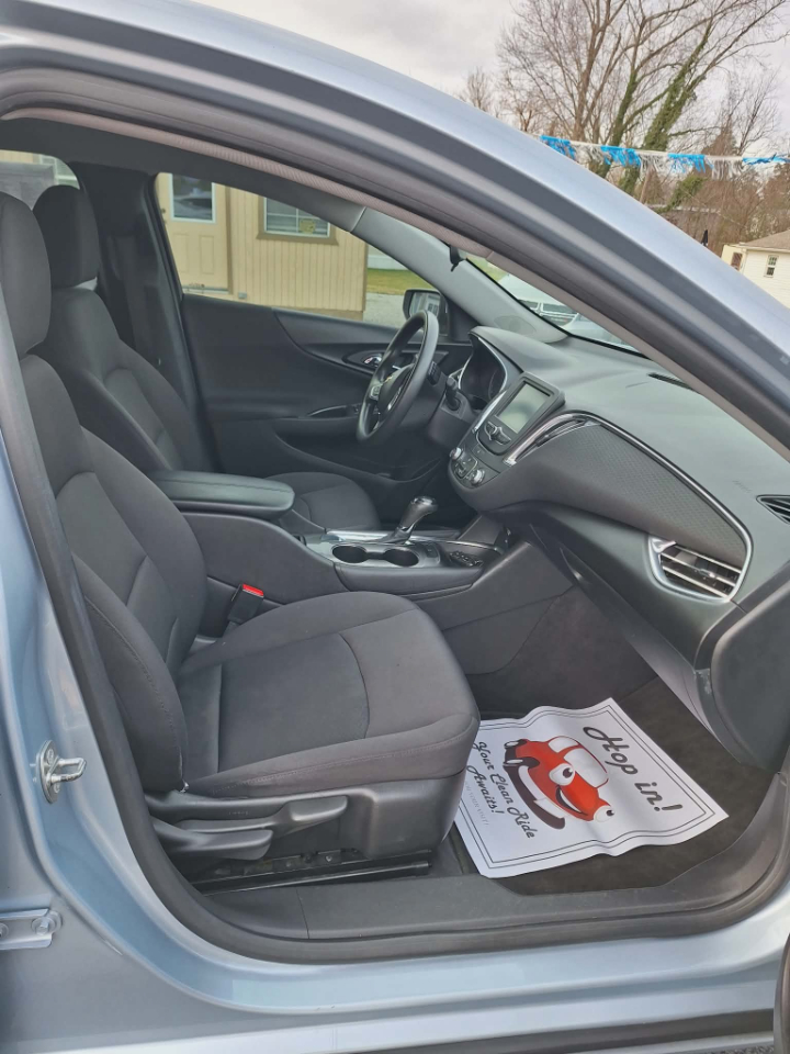 Chevrolet Malibu 4dr Sdn LT 2017