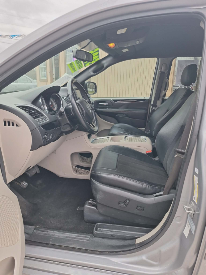 Dodge Grand Caravan SXT 2017