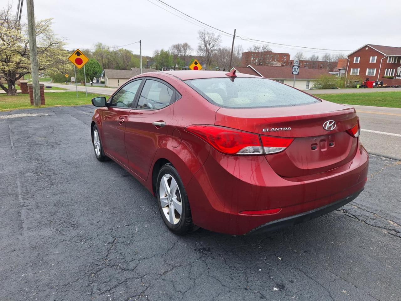 Hyundai Elantra Limited 2013