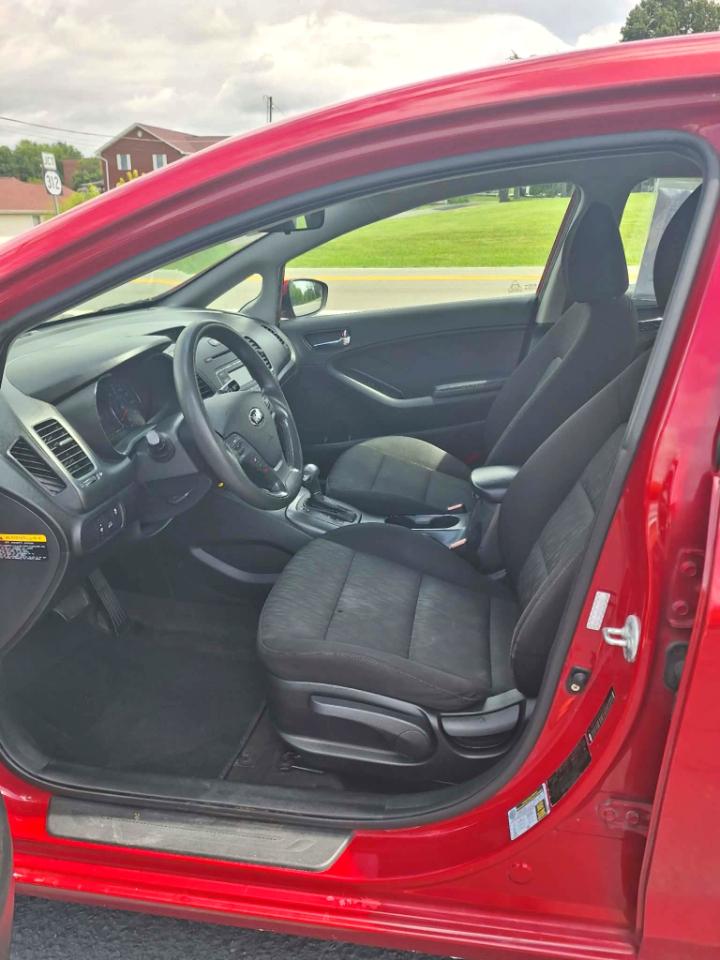 Kia Forte LX w/Popular Package 2016