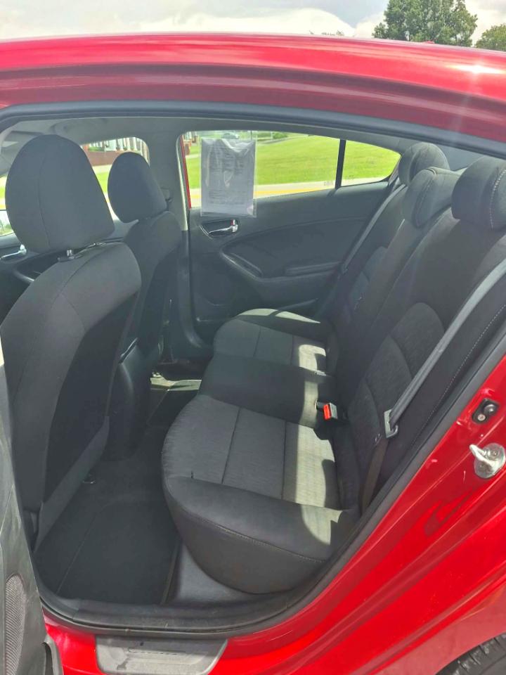 Kia Forte LX w/Popular Package 2016