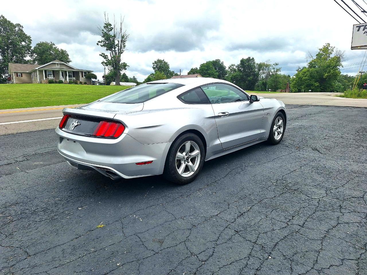 Ford Mustang  2017
