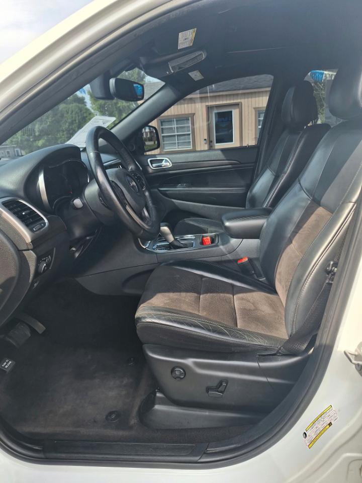 Jeep Grand Cherokee Laredo 4WD 2018
