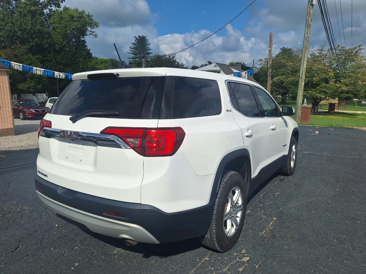 GMC Acadia SLE-1 2019