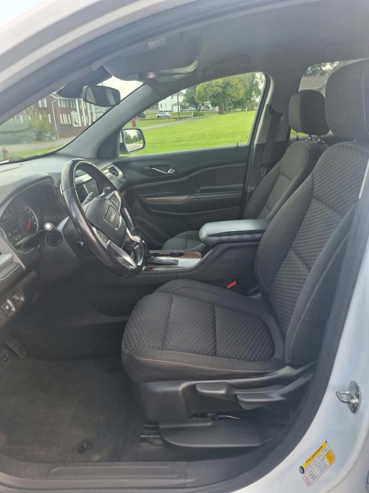 GMC Acadia SLE-1 2019
