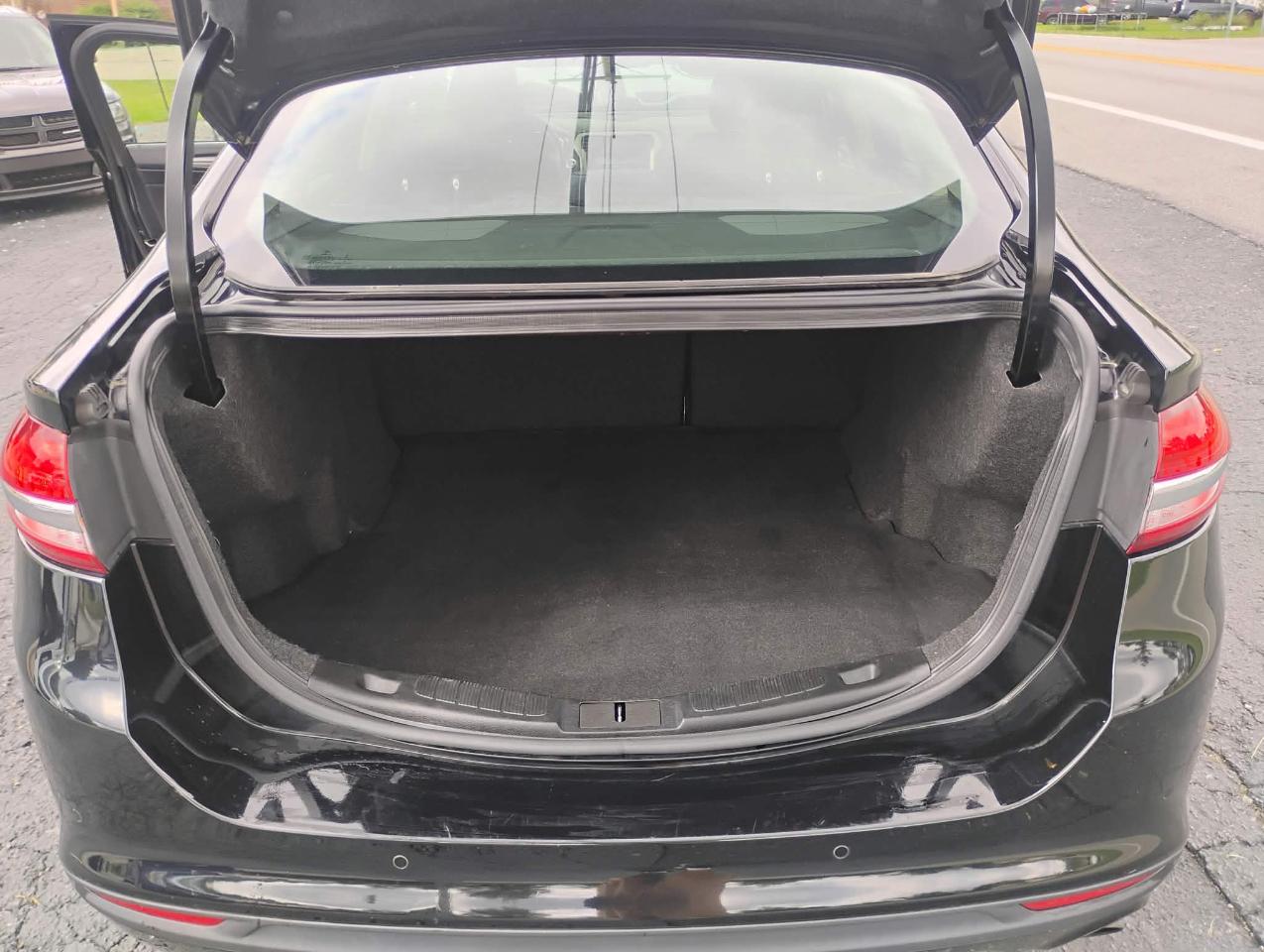 Ford Fusion SE 2017