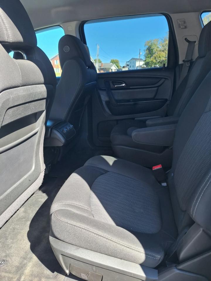 Chevrolet Traverse LT 2015