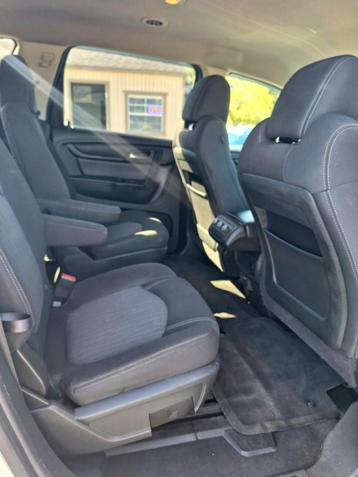 Chevrolet Traverse LT 2015