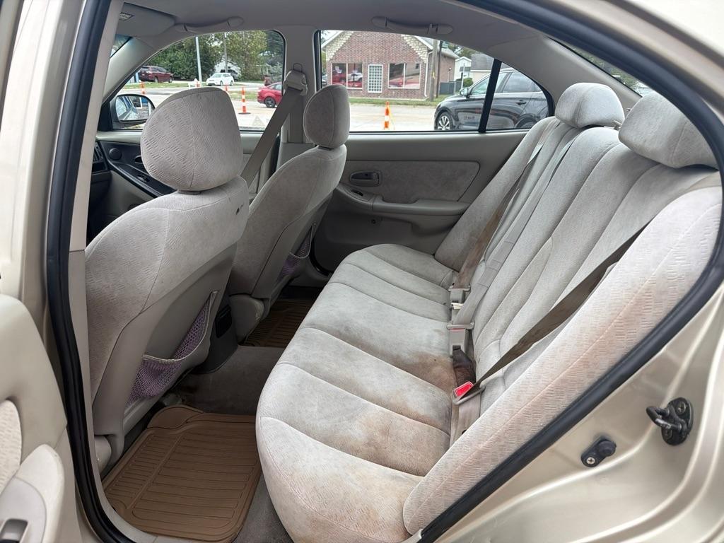 Hyundai Elantra  2005