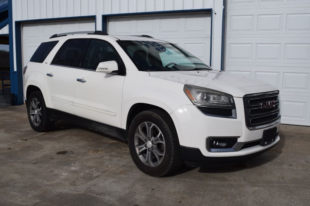 2013 GMC Acadia SLT1's photo