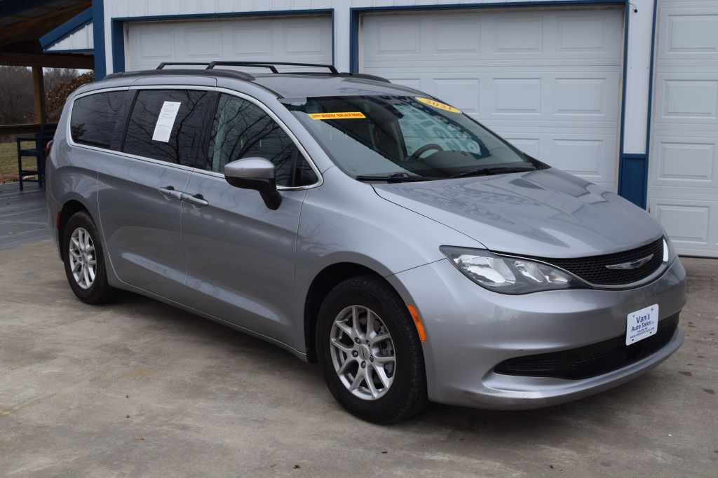 2021 Chrysler Voyager LXI