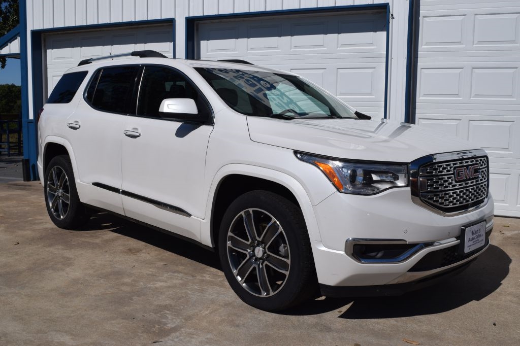 2017 GMC Acadia Denali