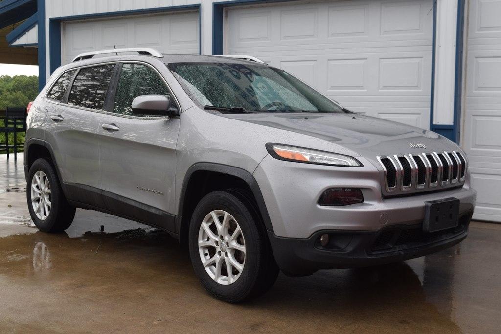 2015 Jeep Cherokee Latitude 4X4's photo