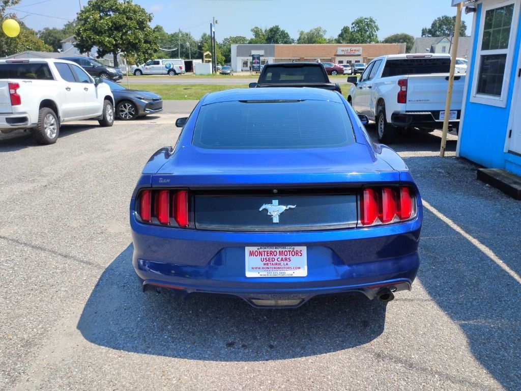 Ford Mustang 2dr Fastback V6 2016 Ford Mustang 2dr Fastback V6 2016