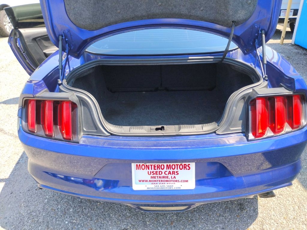 Ford Mustang 2dr Fastback V6 2016 Ford Mustang 2dr Fastback V6 2016
