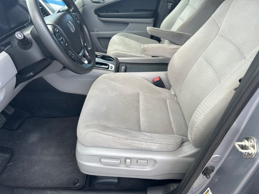 Honda Pilot EX 2WD 2017 Honda Pilot EX 2WD 2017