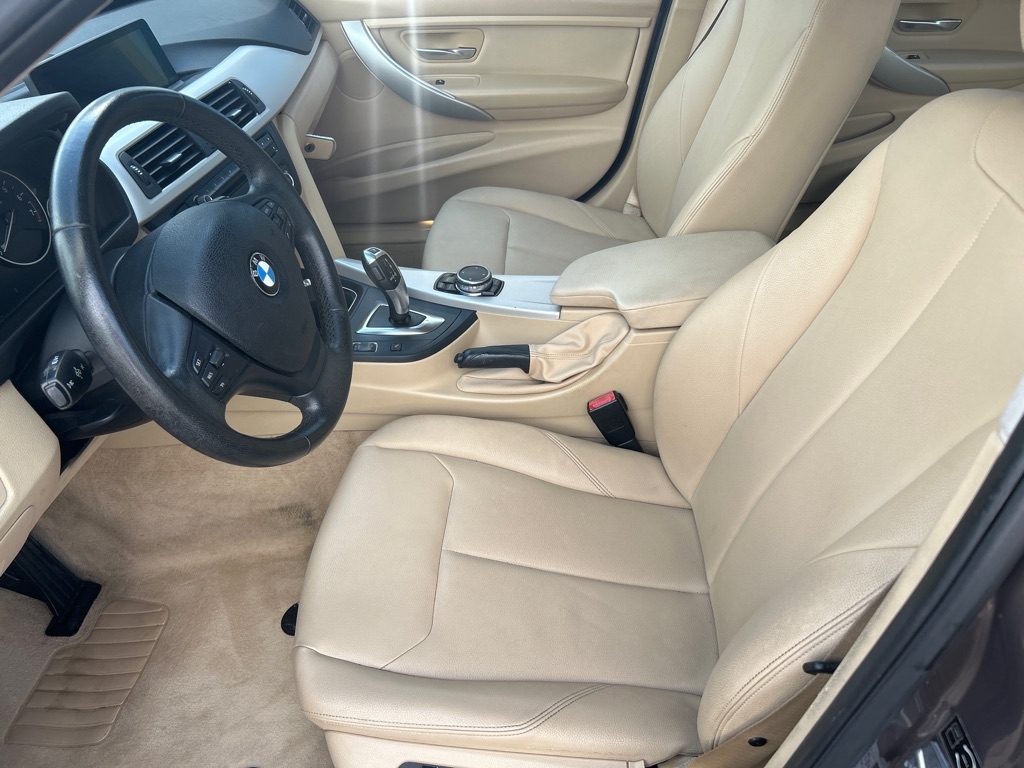 BMW 3 Series 4dr Sdn 320i RWD South Africa 2015