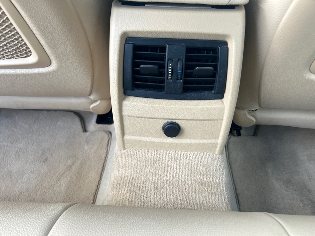 BMW 3 Series 4dr Sdn 320i RWD South Africa 2015