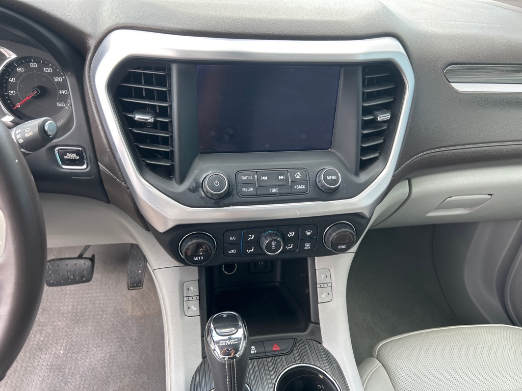 GMC Acadia FWD 4dr SLT w/SLT-1 2017