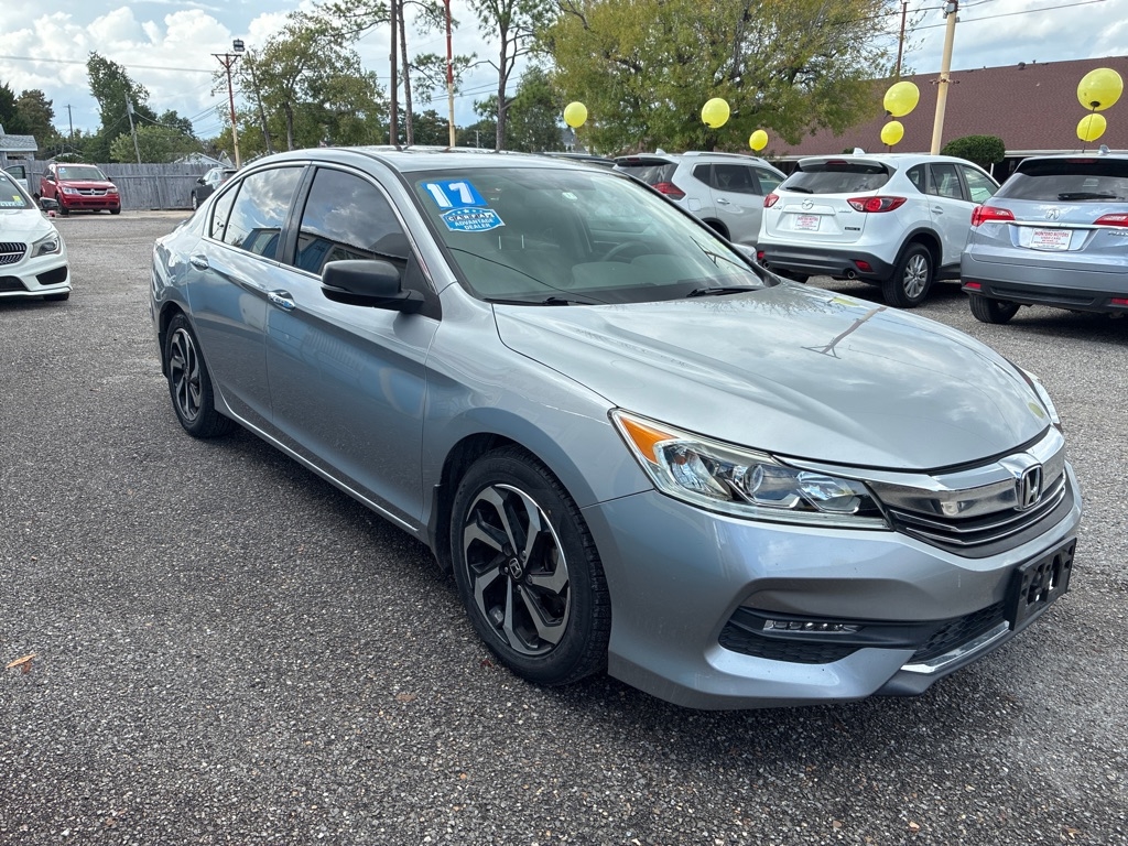 2017 Honda Accord EX-L photo 3
