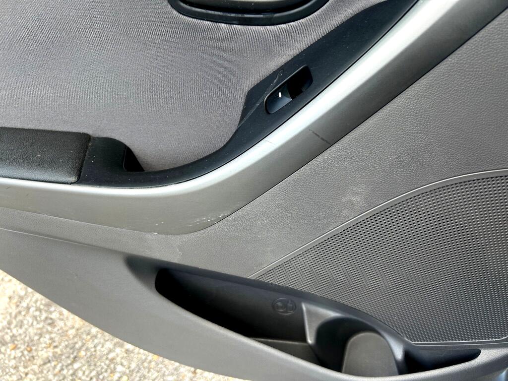 Hyundai Elantra 4dr Sdn Auto SE (Alabama Plant) 2015