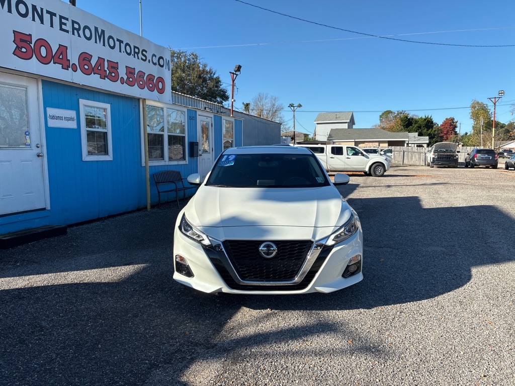 Nissan Altima 2.5 Platinum Sedan 2019