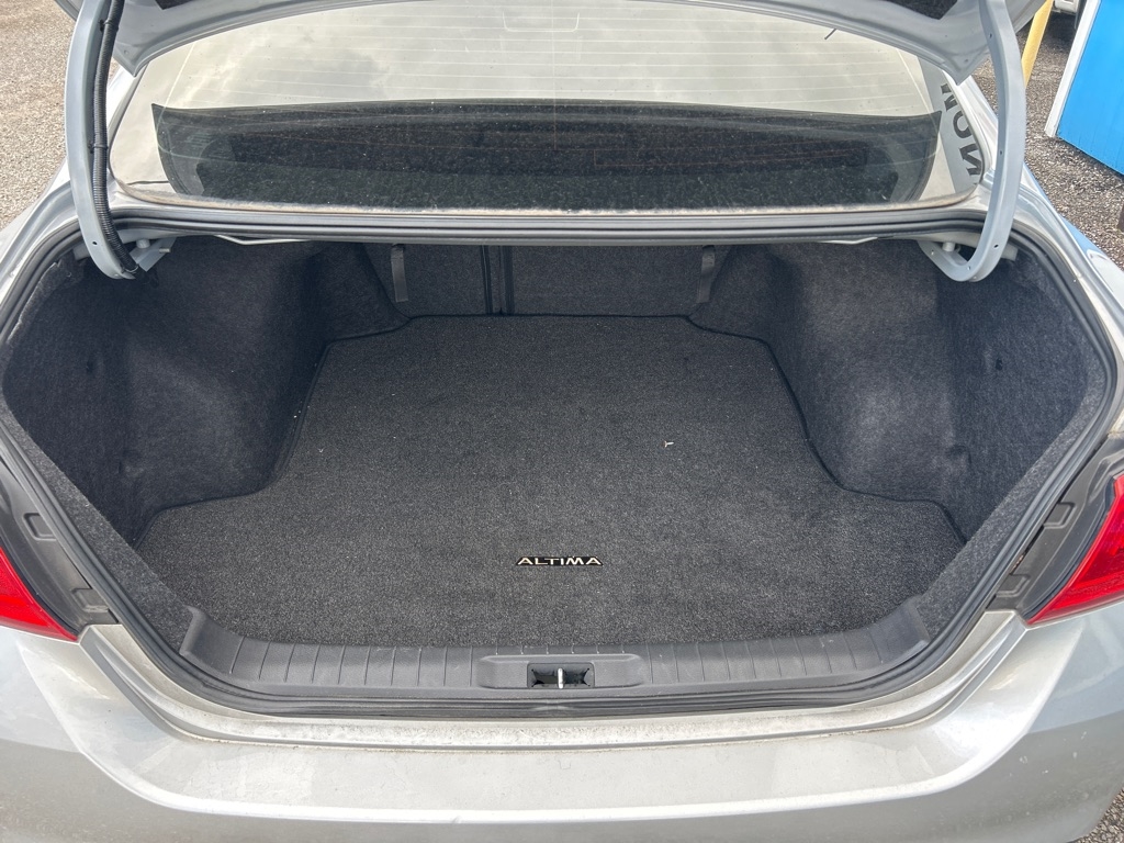 Nissan Altima 2.5 SV Sedan 2017