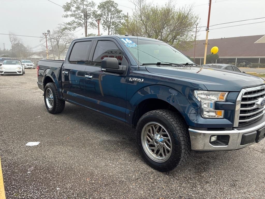 Ford F-150 2WD SuperCrew 145" XLT 2016