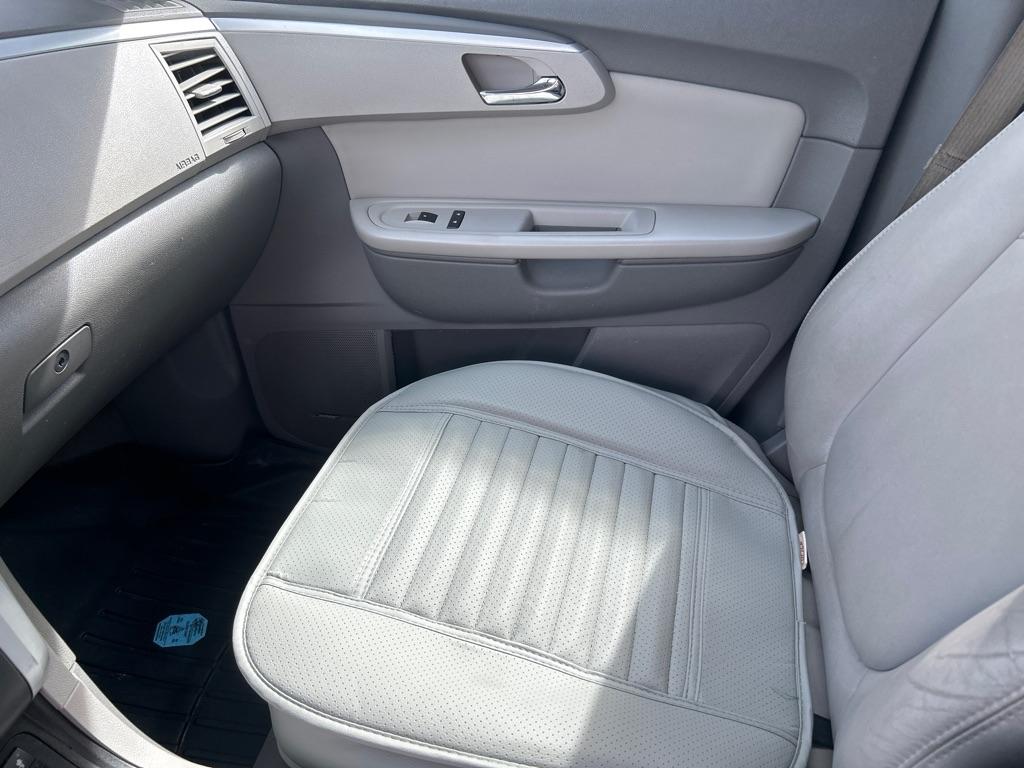 Chevrolet Traverse AWD 4dr LT w/2LT 2012