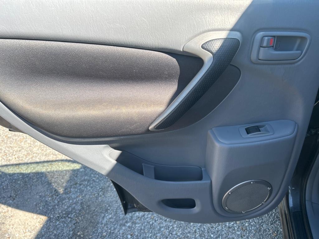 Toyota RAV4 4dr Manual (Natl) 2003