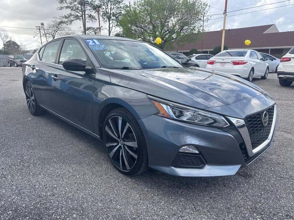 Nissan Altima 2.5 SR Sedan 2021
