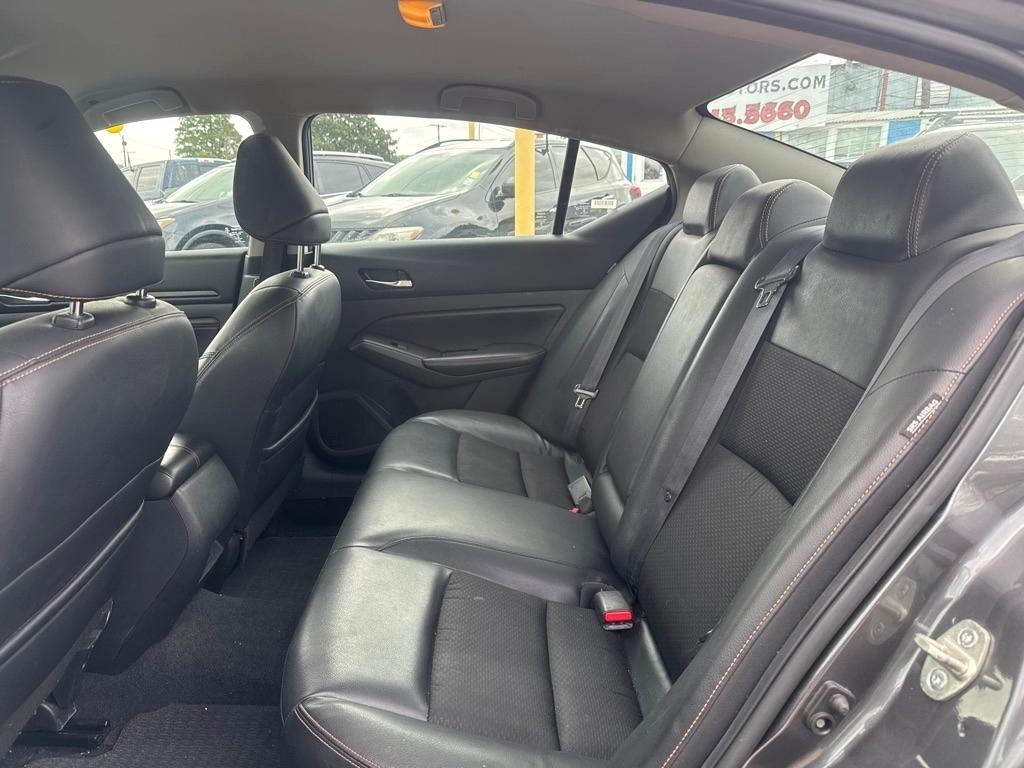 Nissan Altima 2.5 SR Sedan 2021