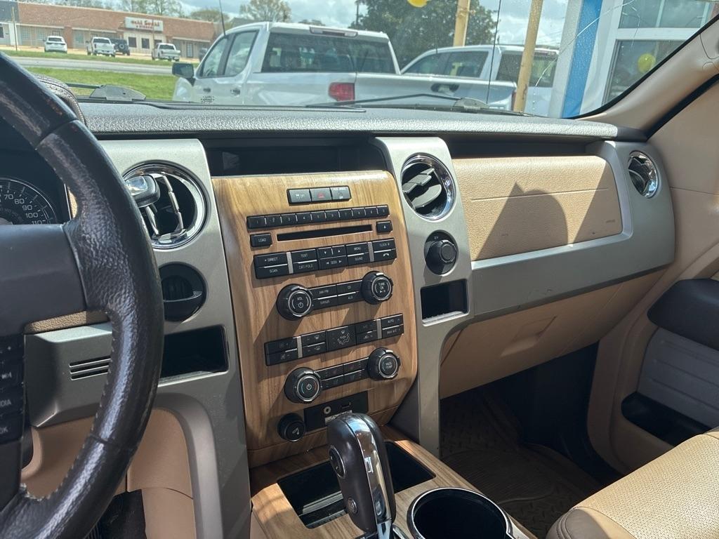 Ford F-150 2WD SuperCab 145" Lariat 2011