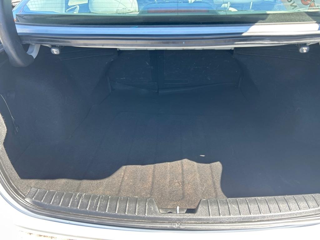 Kia Optima 4dr Sdn 2.4L Auto LX 2012