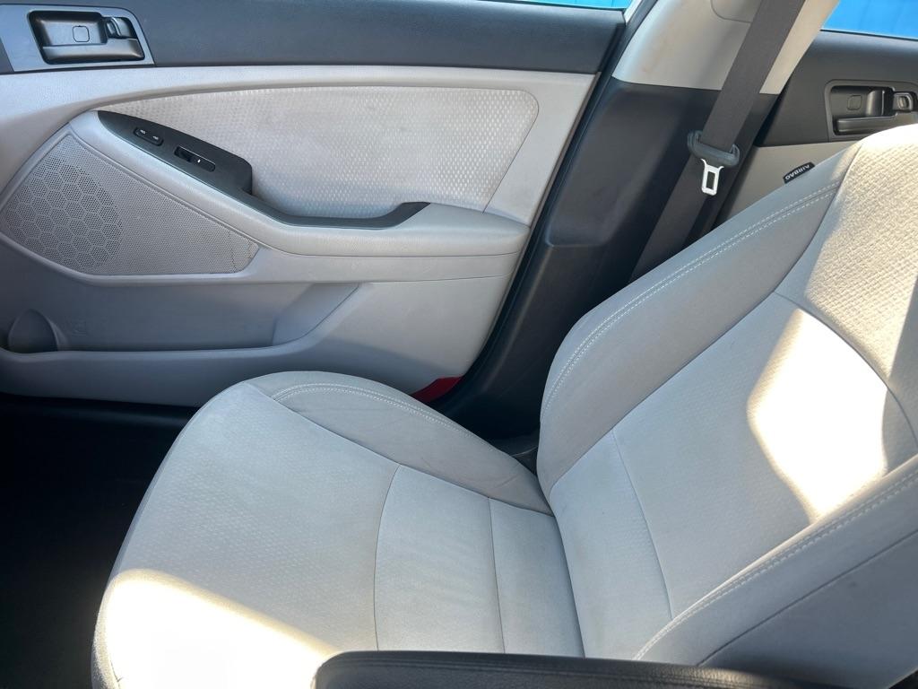 Kia Optima 4dr Sdn 2.4L Auto LX 2012