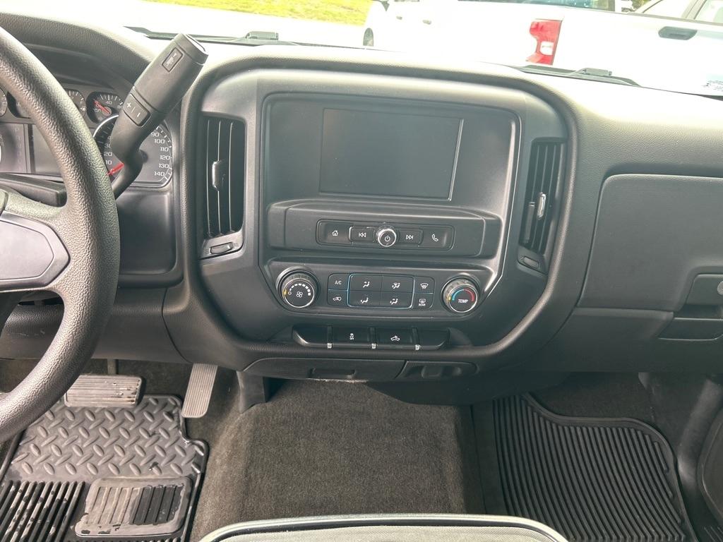 Chevrolet Silverado 1500 2WD Double Cab 143.5" Custom 2018