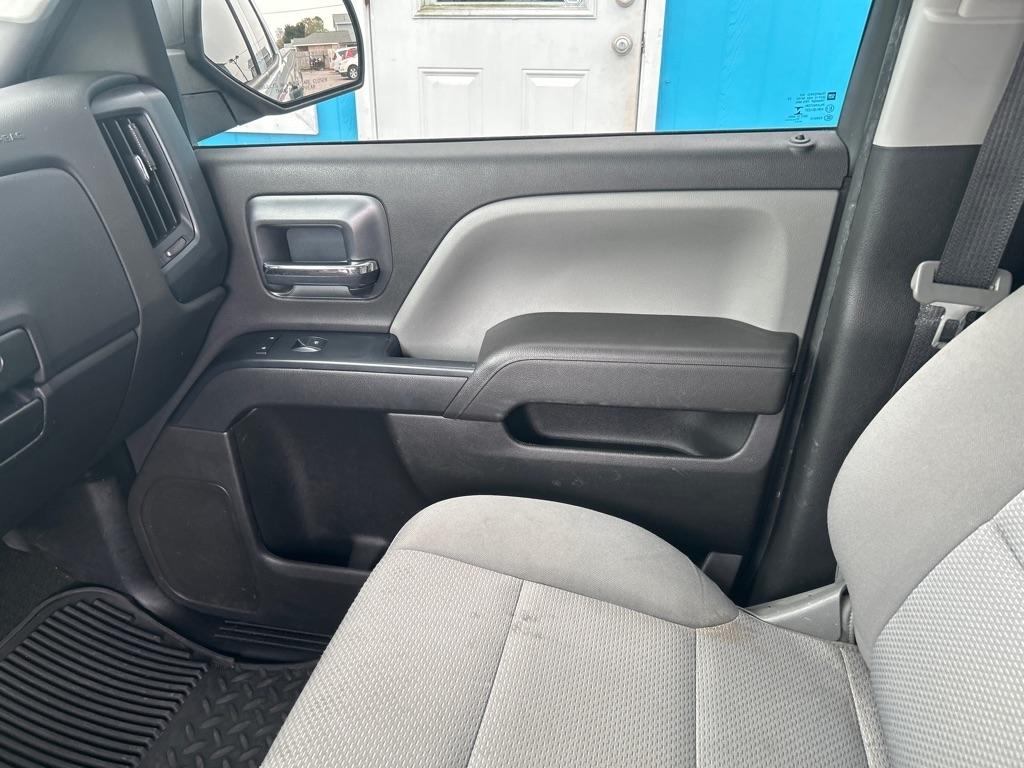 Chevrolet Silverado 1500 2WD Double Cab 143.5" Custom 2018