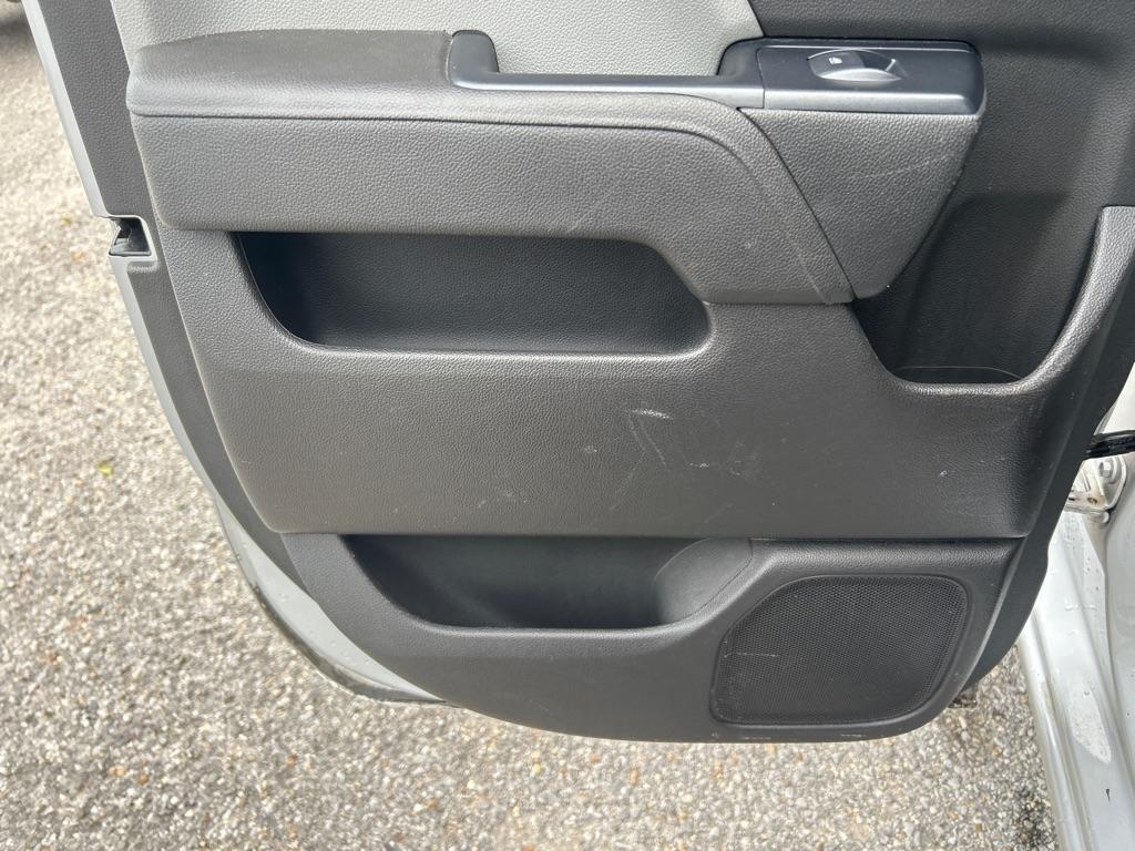 Chevrolet Silverado 1500 2WD Double Cab 143.5" Custom 2018