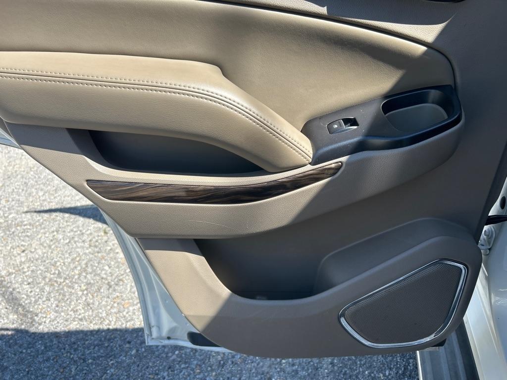 GMC Yukon 2WD 4dr SLT 2015