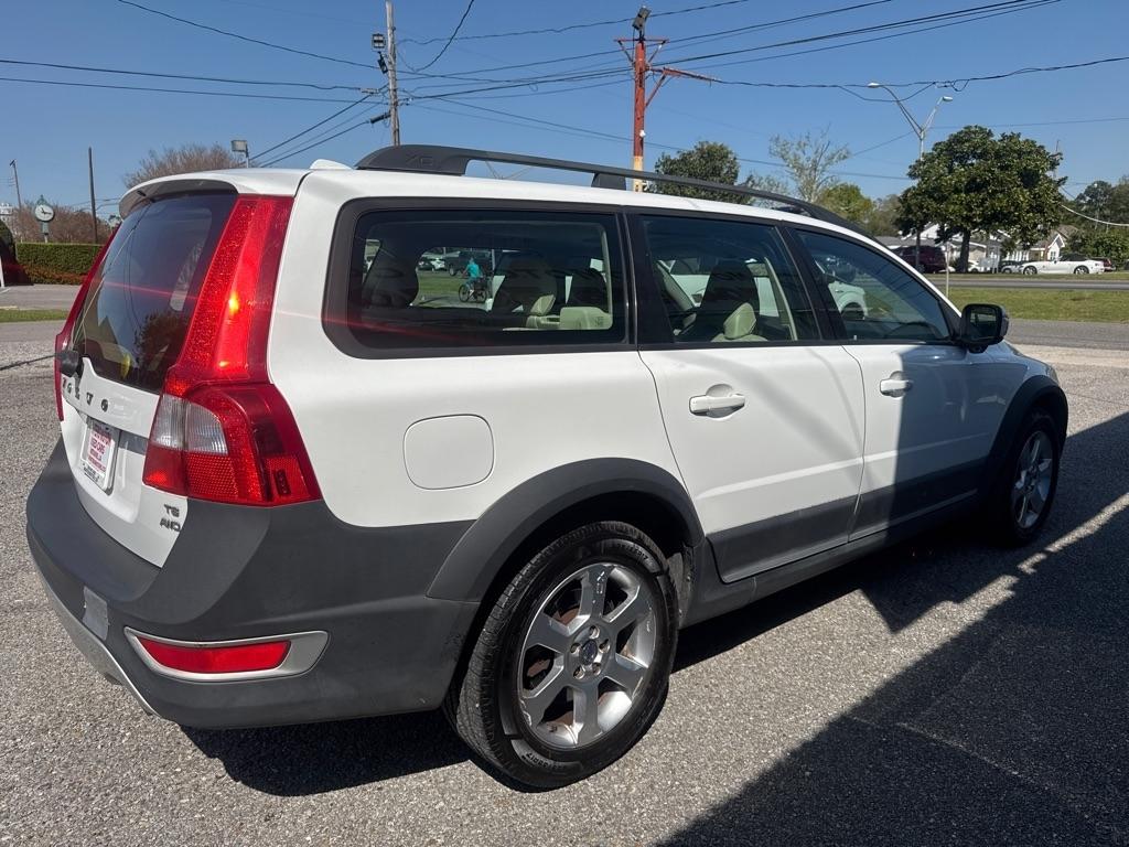 Volvo XC70 4dr Wgn 3.0T 2009