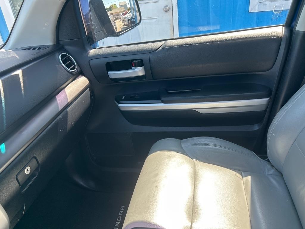 Toyota Tundra 2WD Truck Double Cab 4.6L V8 6-Spd AT SR5 (Natl) 2014