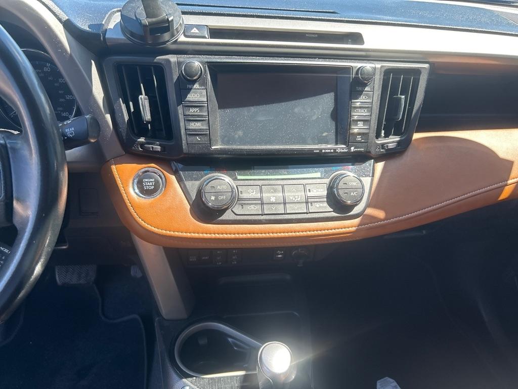 Toyota RAV4 FWD 4dr Limited (Natl) 2016