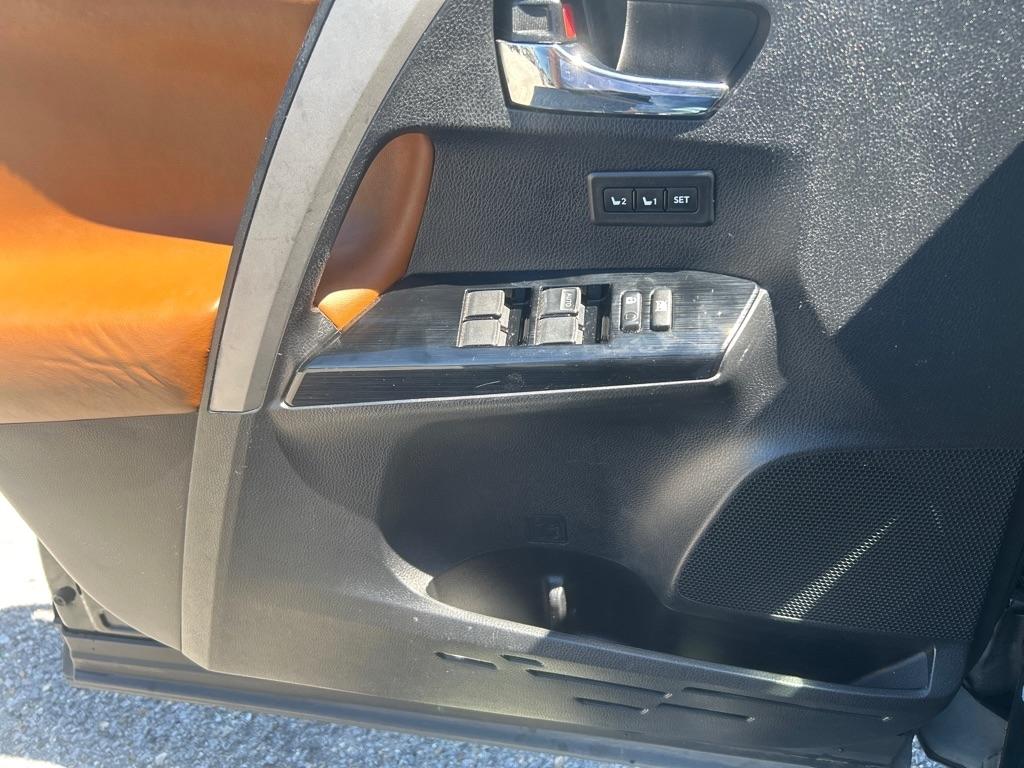 Toyota RAV4 FWD 4dr Limited (Natl) 2016