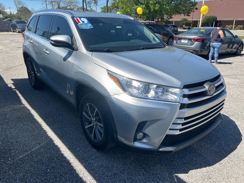 Toyota Highlander XLE V6 FWD (Natl) 2019