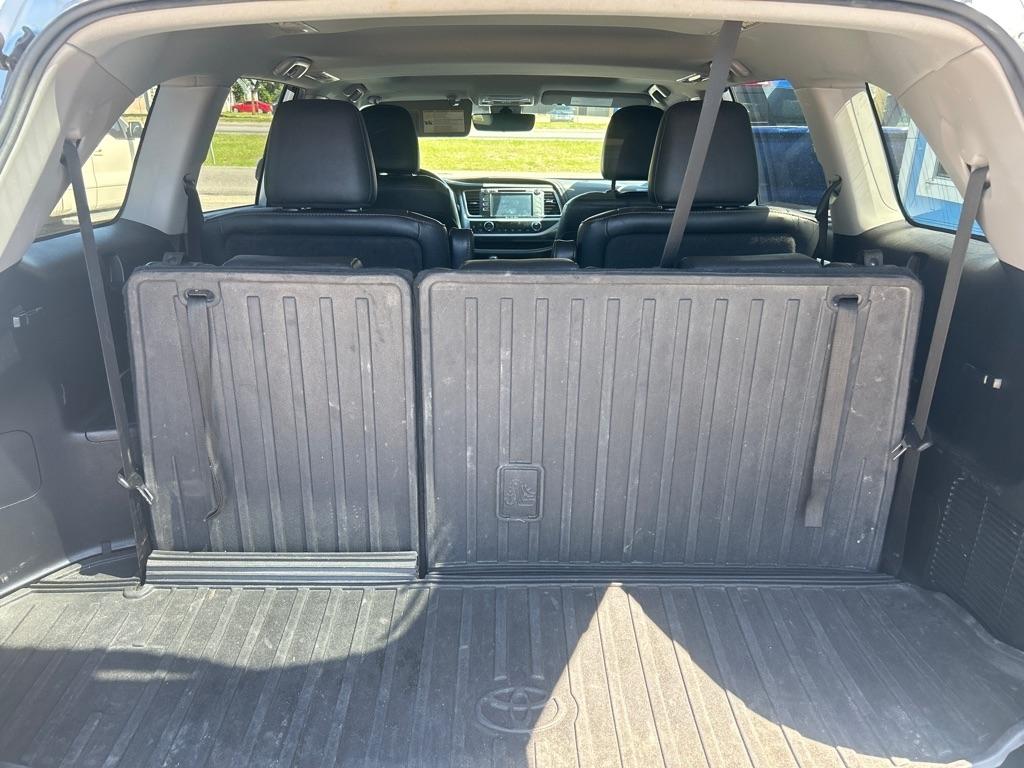 Toyota Highlander XLE V6 FWD (Natl) 2019