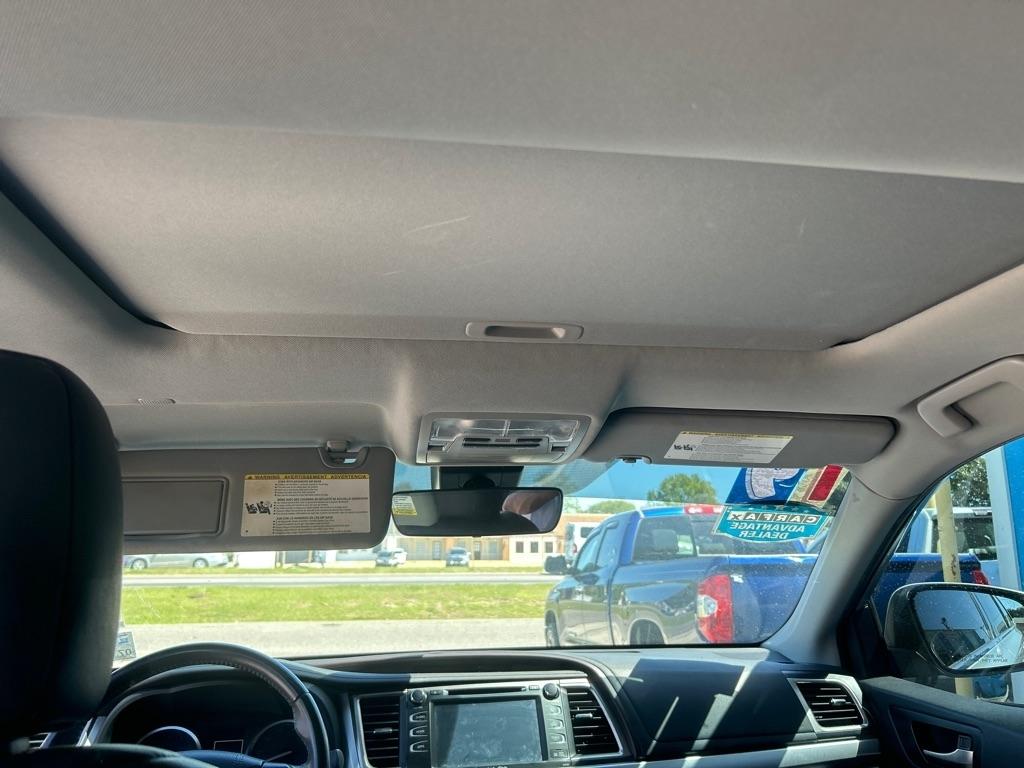 Toyota Highlander XLE V6 FWD (Natl) 2019