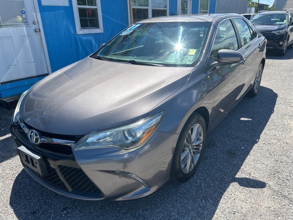 Toyota Camry XLE Auto (Natl) 2017